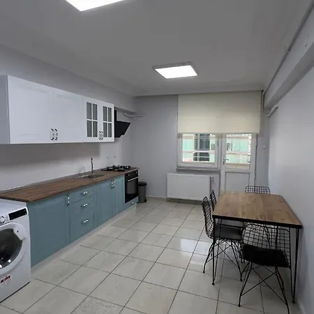Lumiera Apartment