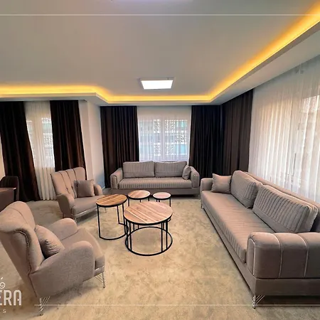 Lumiera Apartment *